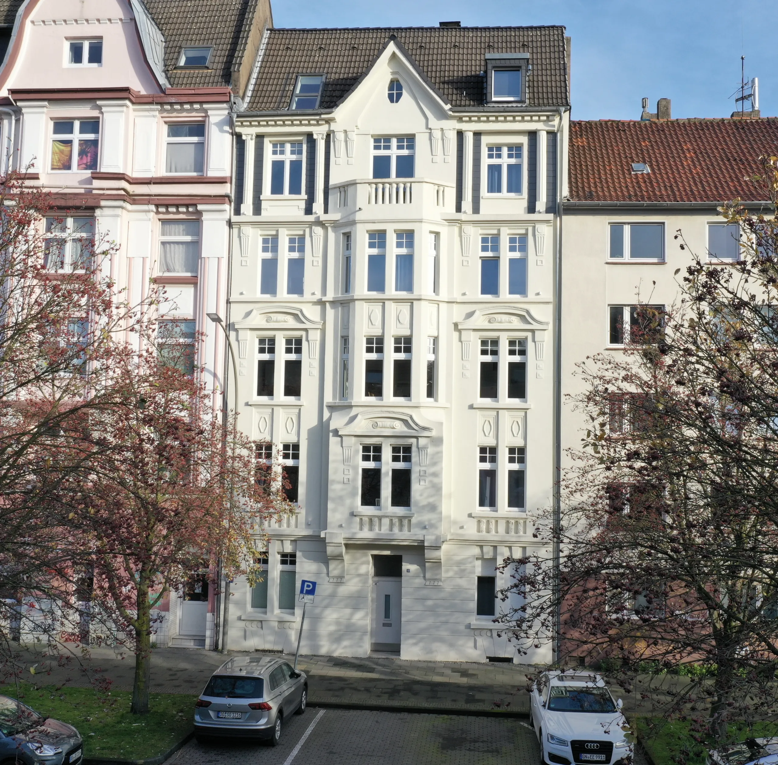 The house at Gneisenaustraße 93 from outside